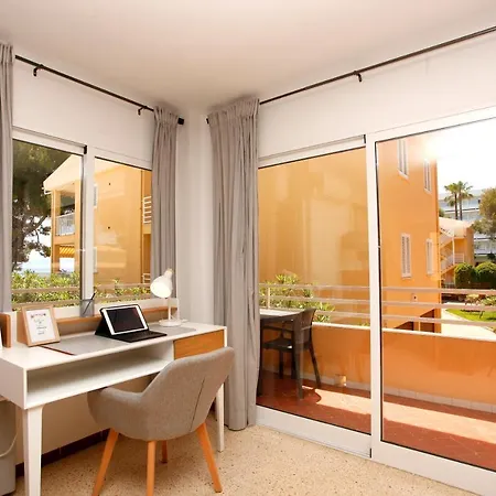 Albers Apartment